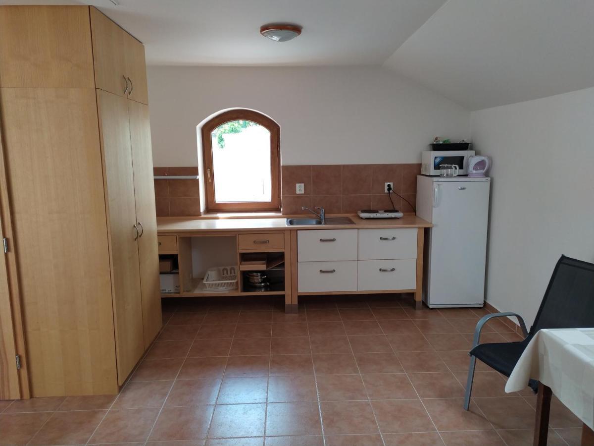 Apartment Koprivovi Němčičky Extérieur photo